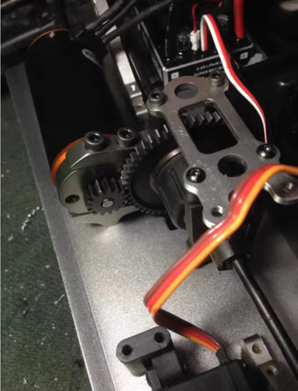 Universal 1/8 off Road Car Metal Motor Mount Holder for 1:8 Scale RC Off-Road Car Kyosho MP10 HSP FS ZD Hobao Upgrade Parts